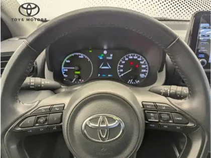 Photo 16 Toyota Yaris Hybride 116h Dynamic