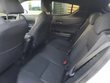 Photo 9 Toyota C-HR 1.8 Hybride 122 Edition