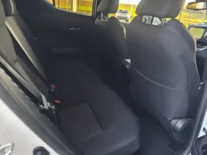 Photo 8 Toyota C-HR 1.8 Hybride 122 Edition