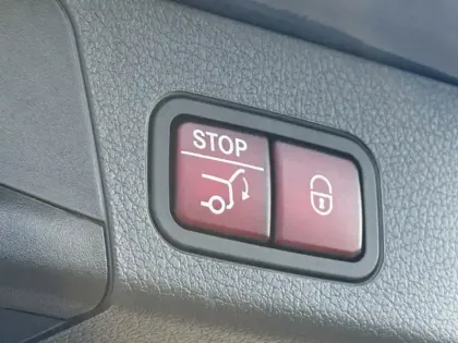 Photo 15 Mercedes GLB 200 d AMG Line