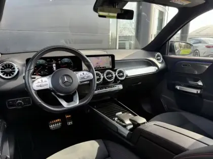 Photo 21 Mercedes GLB 200 d AMG Line