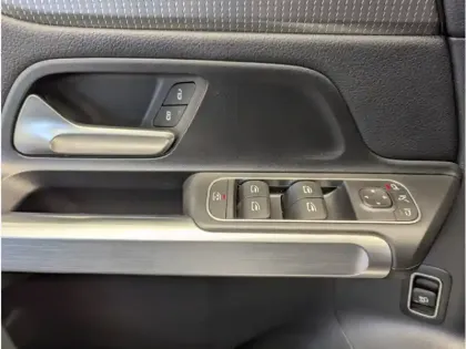 Photo 16 Mercedes GLB 200 d Progressive Line