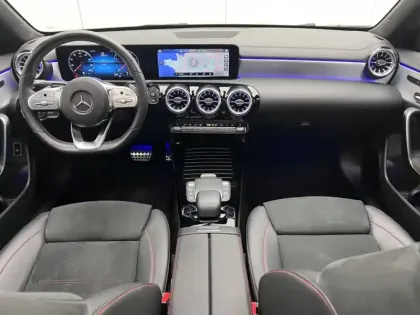 Photo 10 Mercedes CLA Coupé 180 AMG Line