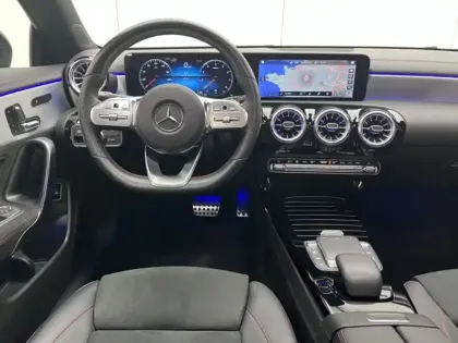 Photo 17 Mercedes CLA Coupé 180 AMG Line