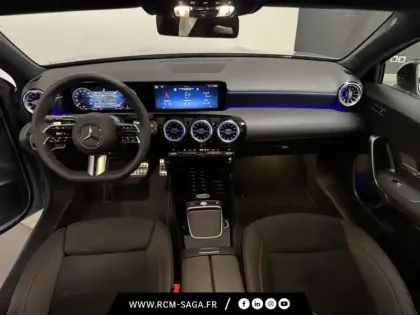 Photo 9 Mercedes Classe A 200 d AMG Line