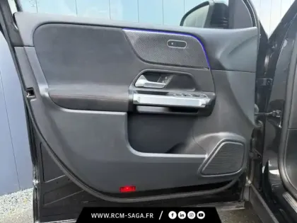 Photo 16 Mercedes GLB 200 AMG Line