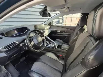 Photo 11 Peugeot 3008  1.5 BlueHDi 130ch S&S Allure EAT8