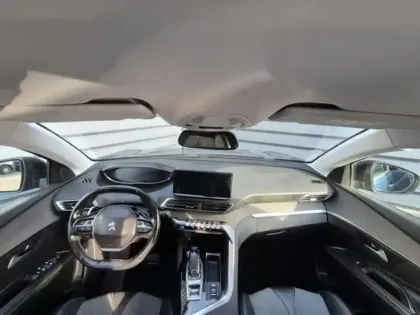 Photo 12 Peugeot 3008  1.5 BlueHDi 130ch S&S Allure EAT8