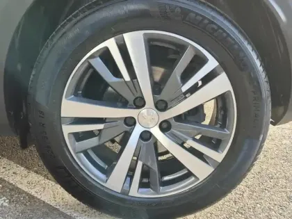 Photo 7 Peugeot 3008  1.5 BlueHDi 130ch S&S Allure EAT8