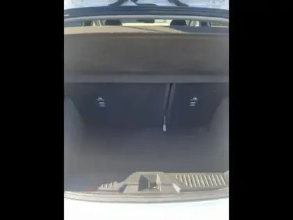 Photo 14 Ford Fiesta Gén. V Ph2 Titanium Vignale 5