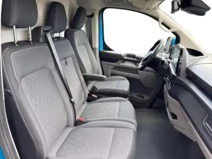 Photo 7 Ford Custom Gén. II Ph1 Limited 1