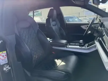 Photo 11 Audi Q8 Gén. I Ph1 S line 5