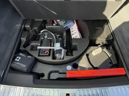 Photo 7 Audi Q8 Gén. I Ph1 S line 5