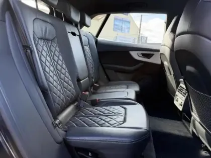 Photo 12 Audi Q8 Gén. I Ph1 S line 5