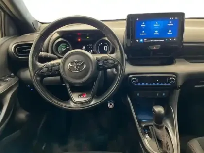 Photo 14 Toyota Yaris  116h GR Sport 5p MY22
