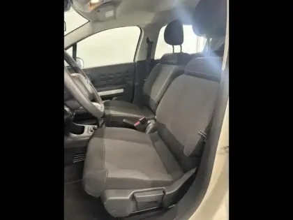 Photo 6 Citroën C3  1.2 PureTech 83ch S&S YOU!