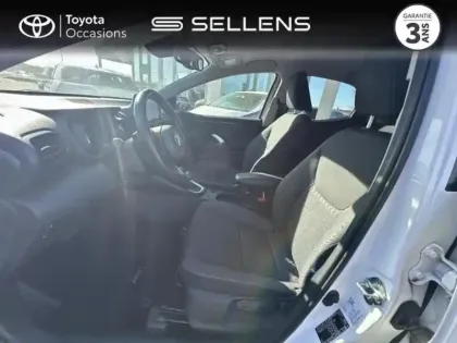 Photo 10 Toyota Yaris  116h Design 5p MY22