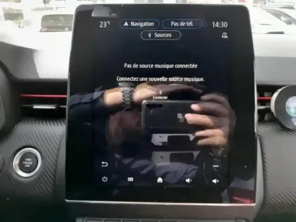 Photo 19 Renault Clio Gén. V (BJA) Ph1 NG RS Line 5