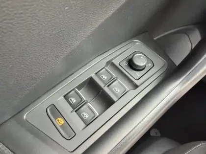 Photo 12 Volkswagen T-roc  1.5 TSI EVO 150ch Lounge DSG7