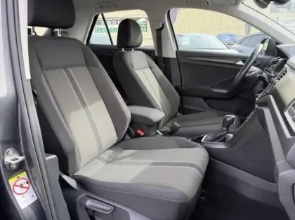 Photo 8 Volkswagen T-roc  1.5 TSI EVO 150ch Lounge DSG7