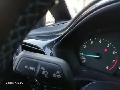 Photo 12 Ford Fiesta Gén. V Ph2 Active X 5