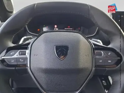 Photo 11 Peugeot 2008  1.2 Hybrid 145ch Allure e-DCS6