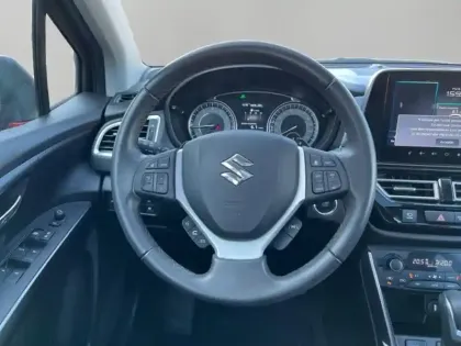 Photo 11 Suzuki S-Cross  1.5 Dualjet Hybrid 115ch Style Auto Allgrip