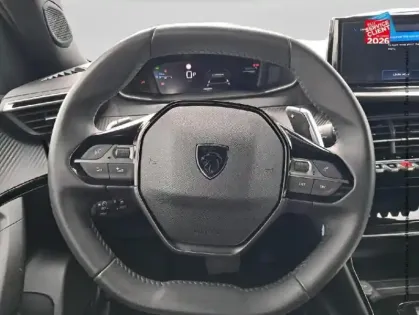 Photo 26 Peugeot 2008  1.2 Hybrid 145ch Allure e-DCS6 Radar Av/Ar CarPlay