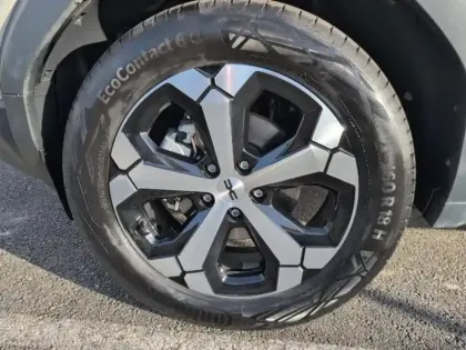 Photo 10 Dacia Duster  1.6 hybrid 140ch Journey