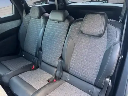 Photo 9 Peugeot 5008 Gén. III Ph1 Allure 5