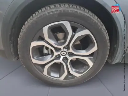 Photo 9 Renault Captur  1.6 E-Tech hybride 145ch Intens -21