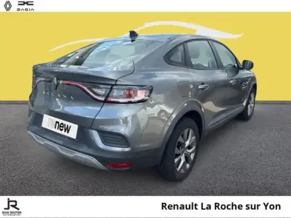Photo 11 Renault Arkana  1.3 TCe 140ch mild hybrid Evolution EDC -24
