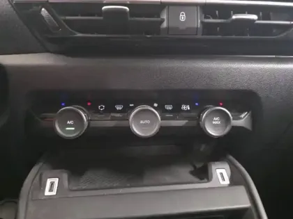 Photo 14 Citroën C4  BlueHDi 130ch S&S Feel Pack EAT8 120g