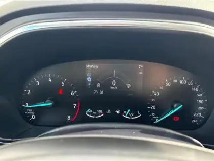 Photo 10 Ford Focus  1.0 Flexifuel mHEV 125ch Titanium Design