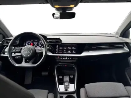 Photo 9 Audi A3 Gén. IV Ph1 Business line 5