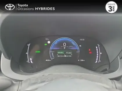 Photo 13 Toyota Yaris  116h Design 5p MC24