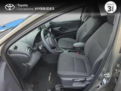 Photo 10 Toyota Yaris  116h Design 5p MC24