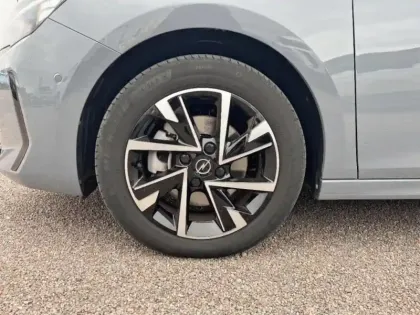 Photo 10 Opel Corsa  1.2 Turbo 100ch GS