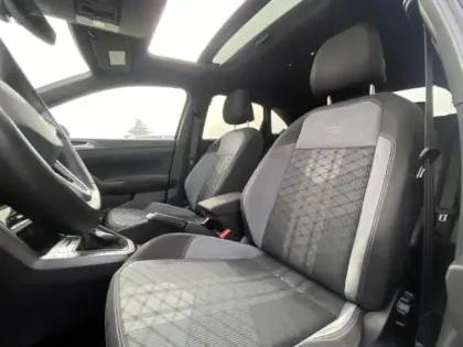 Photo 13 Volkswagen Taigo  1.5 TSI 150ch R-Line DSG7