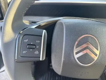 Photo 13 Citroën C3 Aircross  1.2 Hybride 145ch MAX