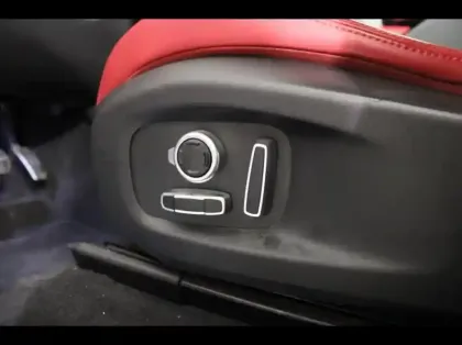 Photo 12 Jaguar F-Pace  P400e Plug-in-Hybrid R-Dynamic HSE BVA8 AWD