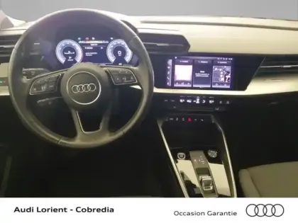 Photo 5 Audi A3  Sportback 35 TFSI 150ch Mild Hybrid Design S tronic 7