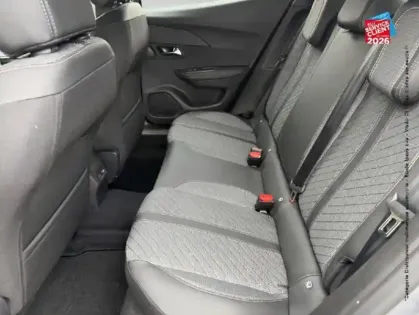 Photo 25 Peugeot 2008 Gén. II Ph2 Allure 5