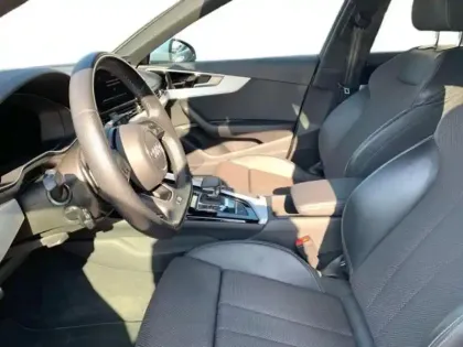 Photo 10 Audi A4 Gén. V (B9) Ph2 S line 5