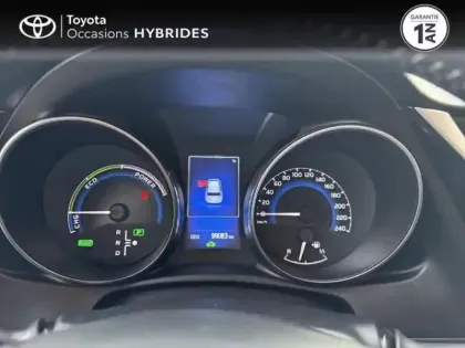 Photo 12 Toyota Auris  HSD 136h Design