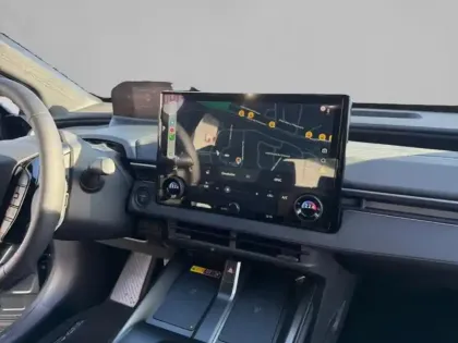 Photo 12 Toyota C-HR + 224ch 77kWh Design Grande Autonomie