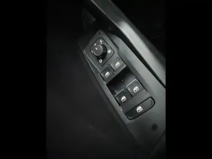 Photo 14 Volkswagen T-cross Gén. I Ph2 R-Line Edition 5