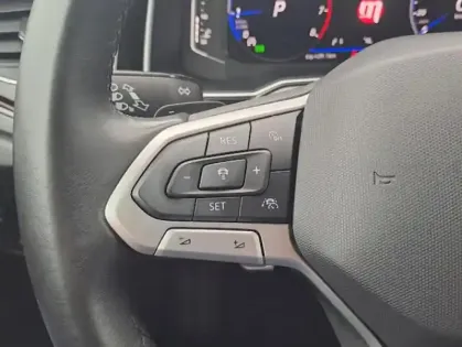 Photo 11 Volkswagen Taigo  1.0 TSI 110ch R-Line DSG7