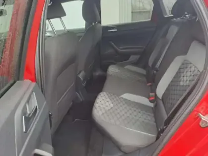 Photo 7 Volkswagen Taigo  1.0 TSI 110ch R-Line DSG7