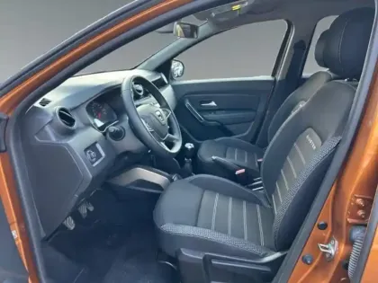 Photo 8 Dacia Duster  1.2 TCe 125ch Prestige 4X2